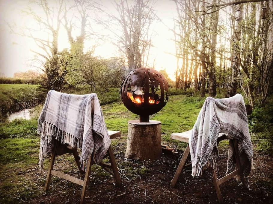 Cherry Tub In The Orchard. Cozy Getaway Stillington Buitenkant foto